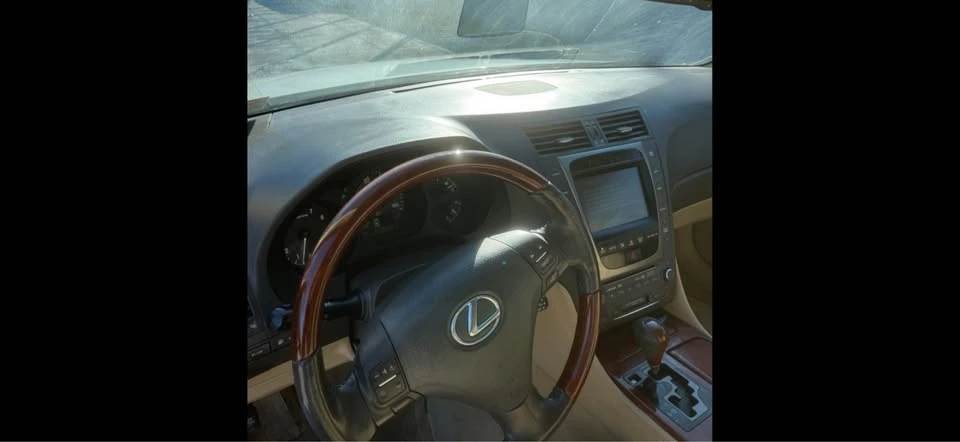 2006 Lexus GS 3rd Gen - Image 9 of 12
