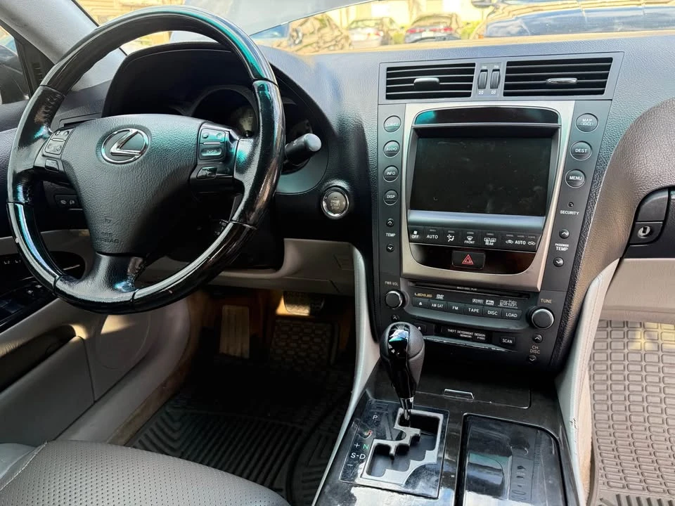 2006 Lexus GS 3rd Gen - Image 3 of 8
