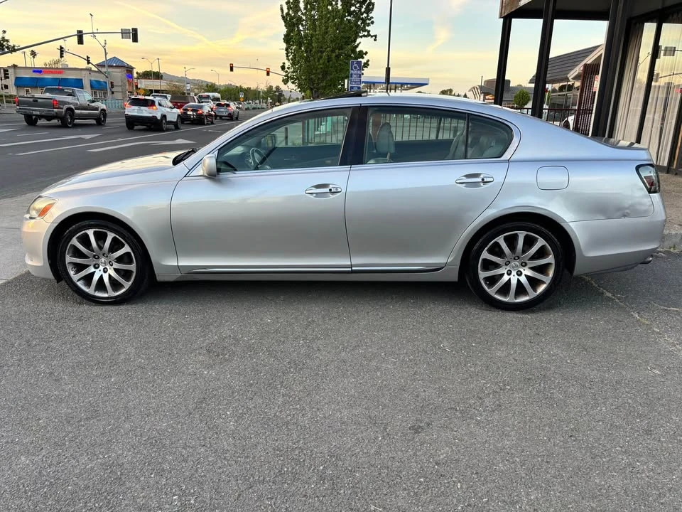2006 Lexus GS 3rd Gen - Image 2 of 19