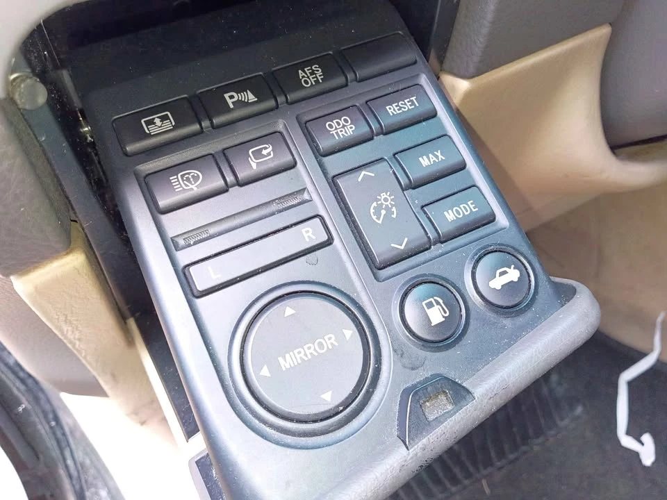 2006 Lexus GS 3rd Gen - Image 2 of 11