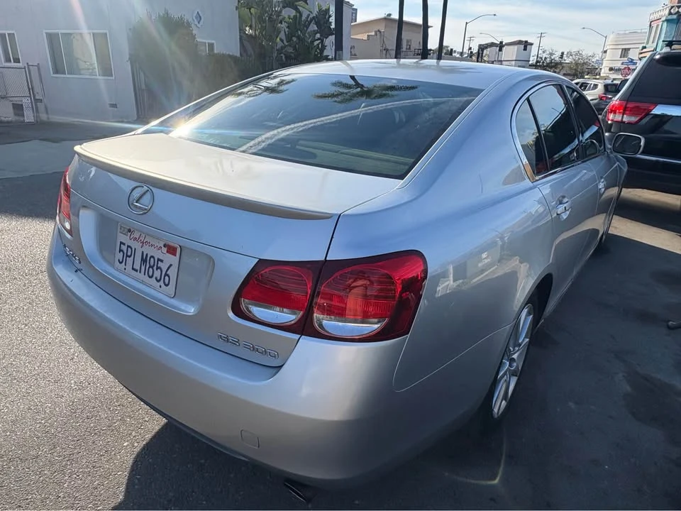 2006 Lexus GS 3rd Gen - Image 4 of 8