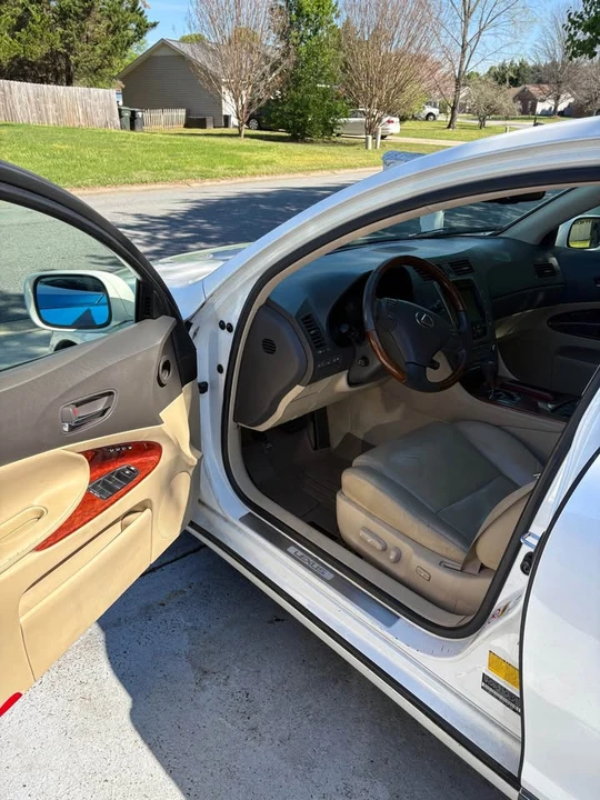 2006 Lexus GS 3rd Gen - Image 7 of 16