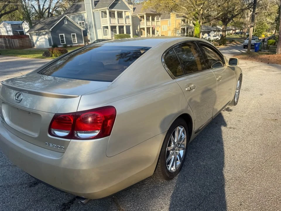 2006 Lexus GS 3rd Gen - Image 11 of 12