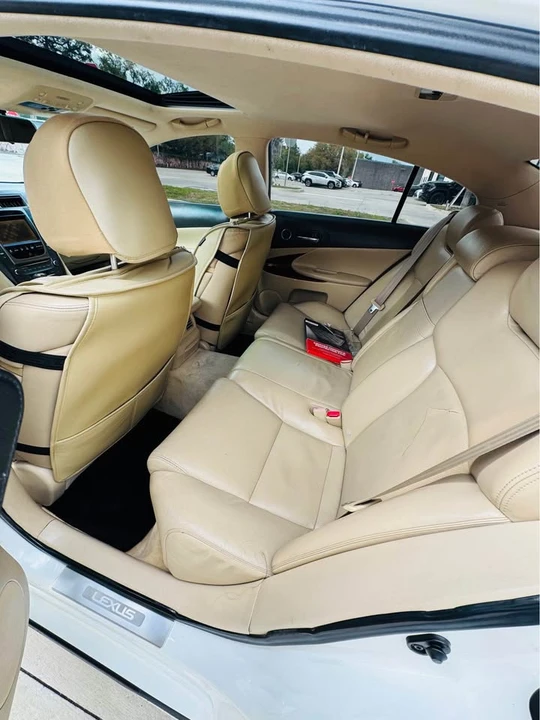 2006 Lexus GS 3rd Gen - Image 11 of 16
