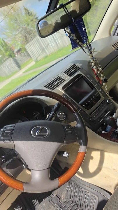 2006 Lexus GS 3rd Gen - Image 2 of 13