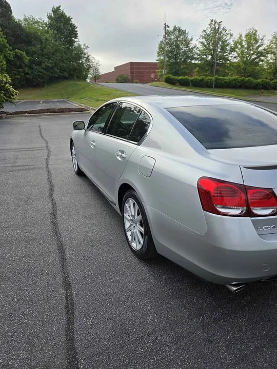 2006 Lexus GS 3rd Gen - Image 2 of 13
