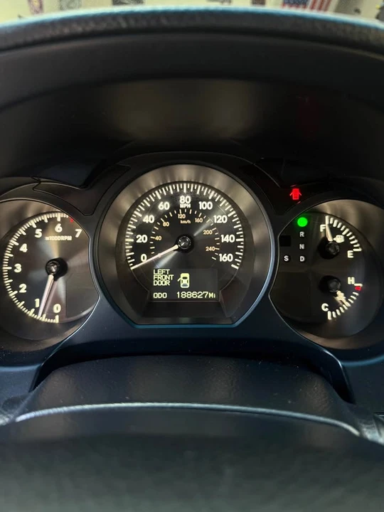 2006 Lexus GS 3rd Gen - Image 10 of 19