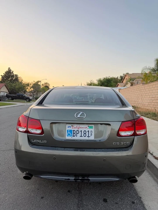 2006 Lexus GS 3rd Gen - Image 5 of 12