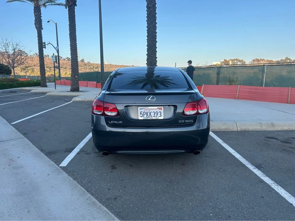 2006 Lexus GS 3rd Gen - Image 2 of 11