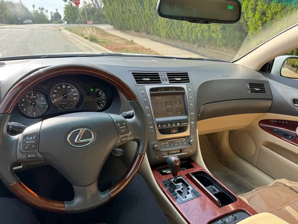 2006 Lexus GS 3rd Gen - Image 3 of 10
