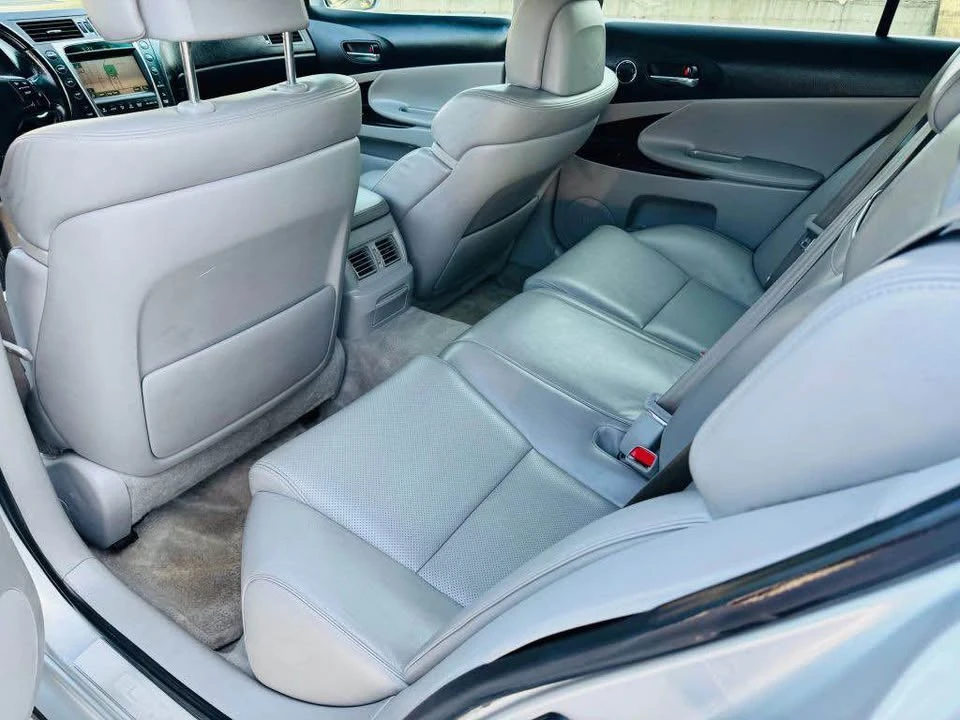 2006 Lexus GS 3rd Gen - Image 10 of 18