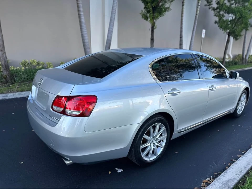 2006 Lexus GS 3rd Gen - Image 9 of 17
