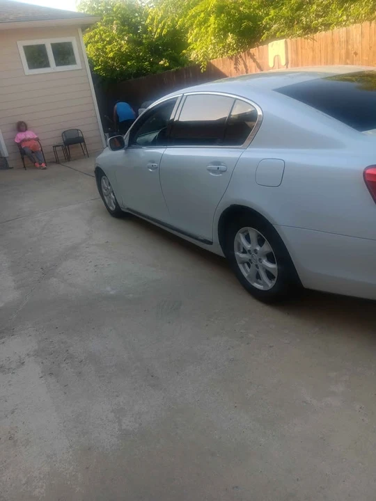 2006 Lexus GS 3rd Gen - Image 2 of 13