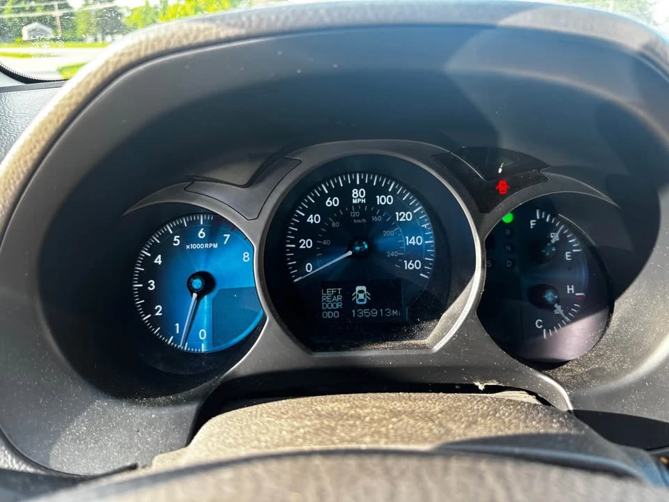 2006 Lexus GS 3rd Gen - Image 2 of 15