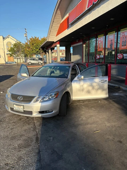 2006 Lexus GS 3rd Gen - Image 2 of 9