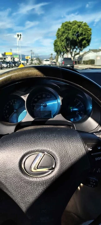 2006 Lexus GS 3rd Gen - Image 2 of 17