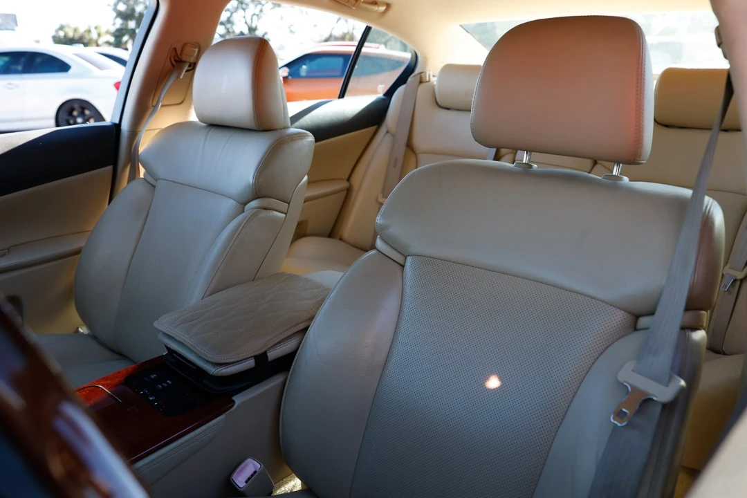 2006 Lexus GS 3rd Gen - Image 6 of 12