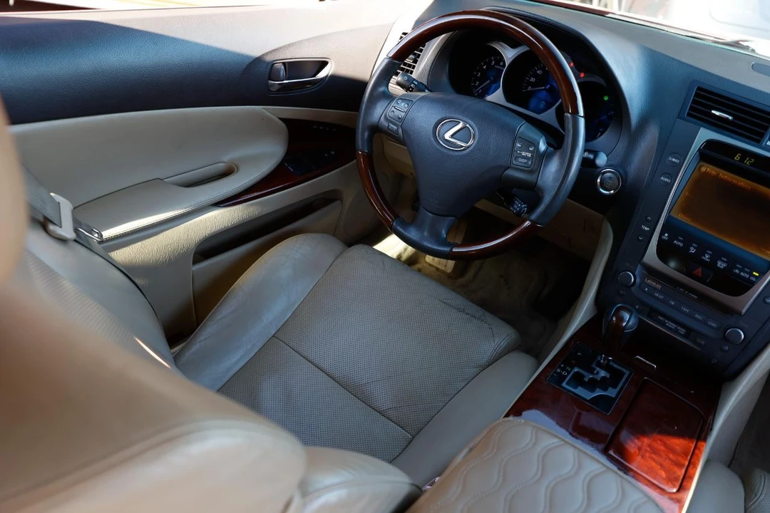 2006 Lexus GS 3rd Gen - Image 20 of 31