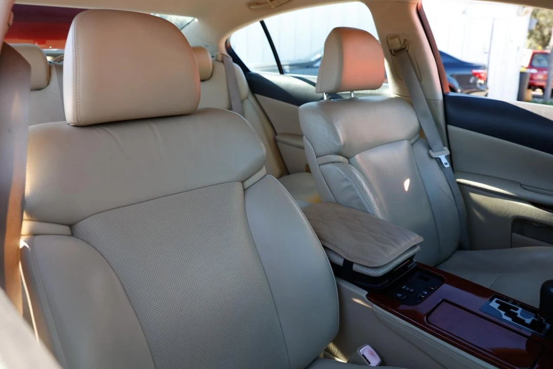 2006 Lexus GS 3rd Gen - Image 18 of 31