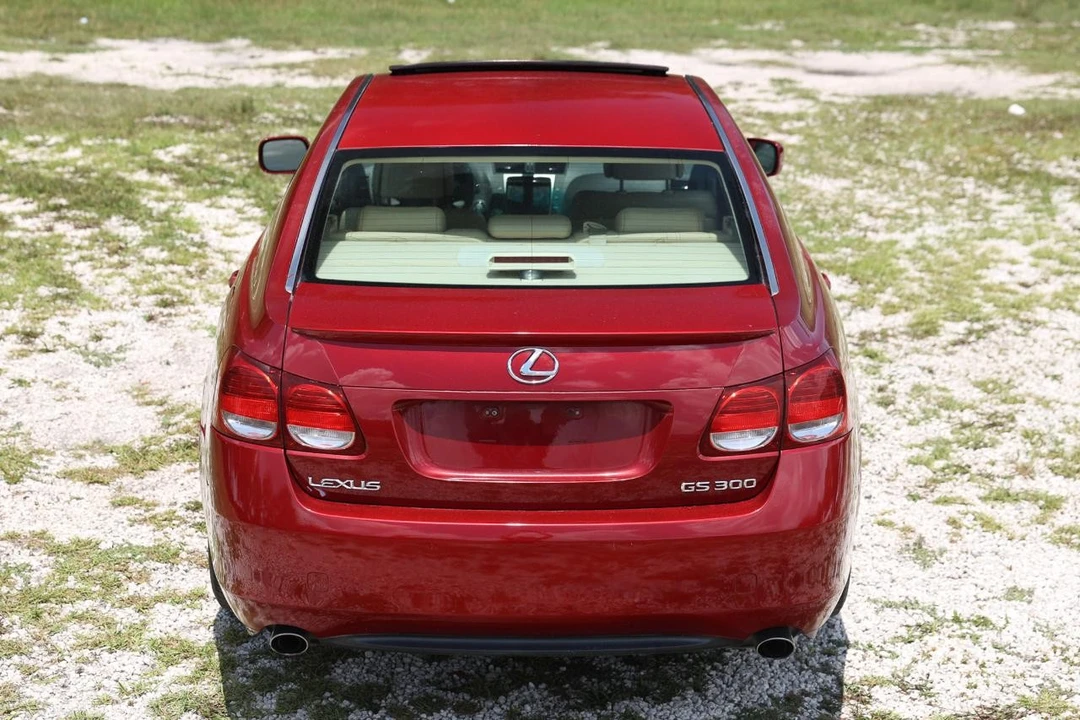 2006 Lexus GS 3rd Gen - Image 9 of 31