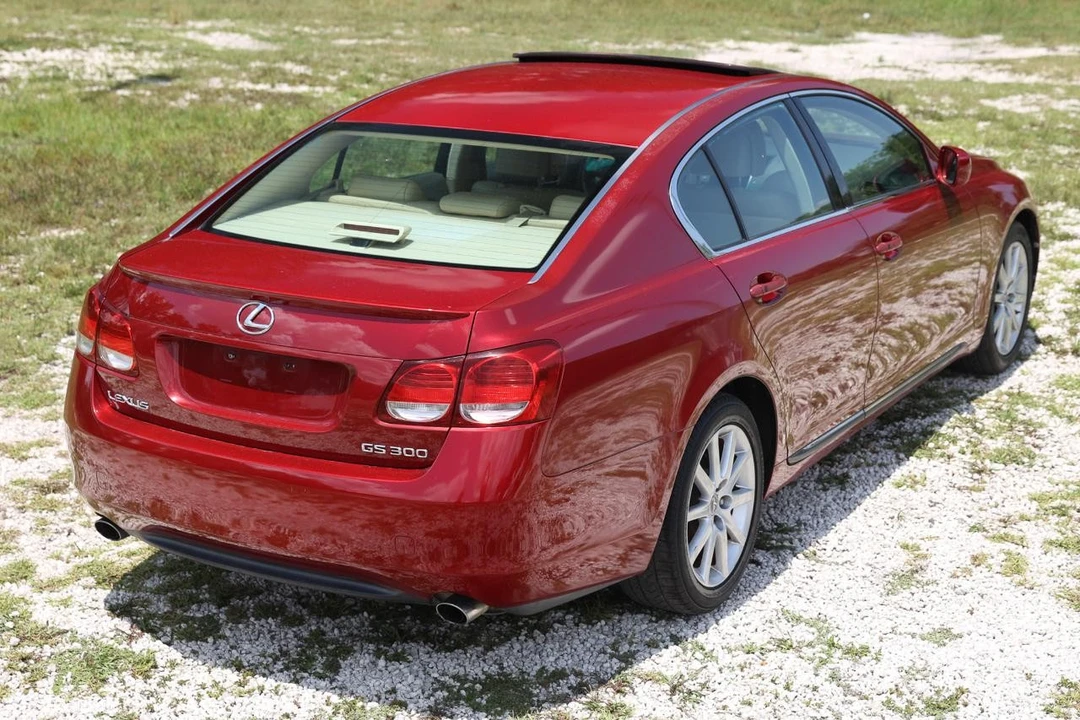 2006 Lexus GS 3rd Gen - Image 11 of 31
