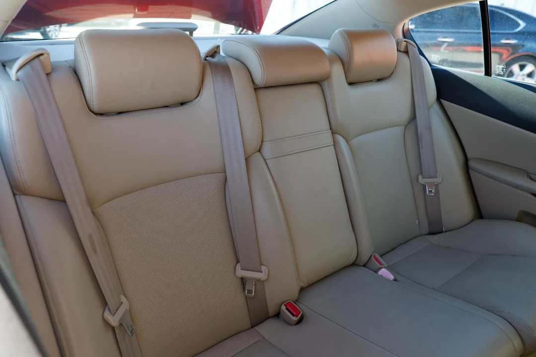 2006 Lexus GS 3rd Gen - Image 14 of 21