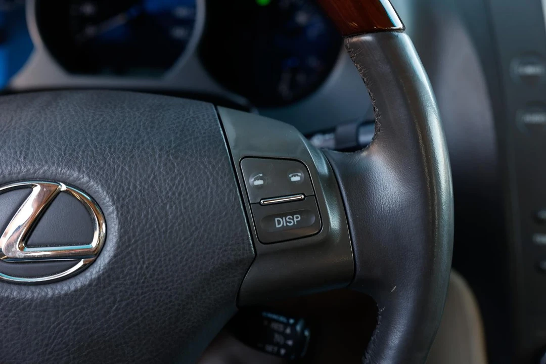 2006 Lexus GS 3rd Gen - Image 26 of 31