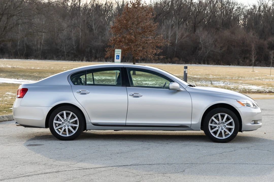 2006 Lexus GS 3rd Gen - Image 7 of 31
