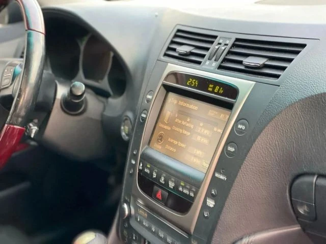2006 Lexus GS 3rd Gen - Image 13 of 28