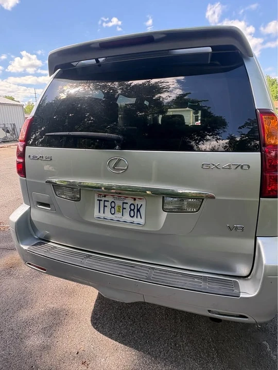 2006 Lexus GX 1st Gen - Image 5 of 8