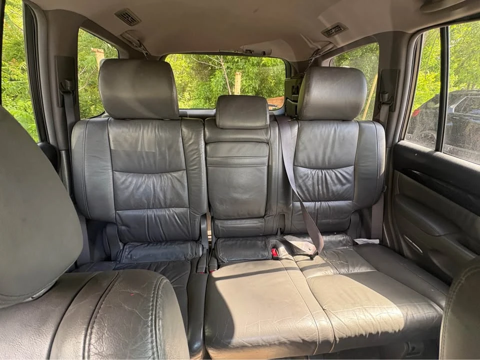 2006 Lexus GX 1st Gen - Image 6 of 8
