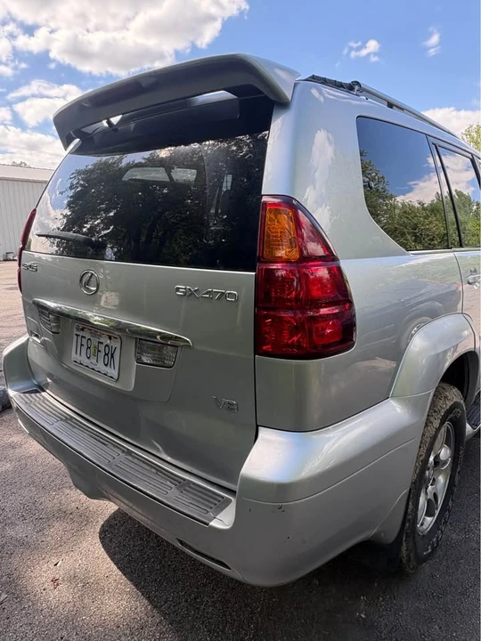 2006 Lexus GX 1st Gen - Image 4 of 8