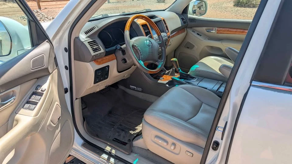 2006 Lexus GX 1st Gen - Image 7 of 13
