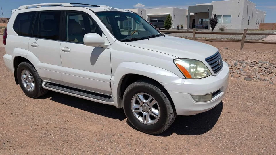 2006 Lexus GX 1st Gen - Image 5 of 13