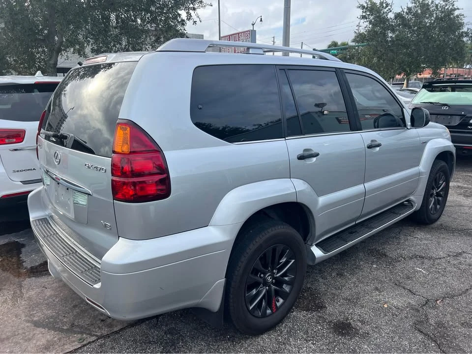 2006 Lexus GX 1st Gen - Image 3 of 8