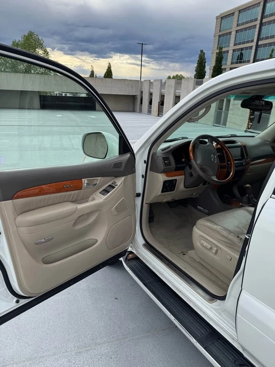 2006 Lexus GX 1st Gen - Image 7 of 8