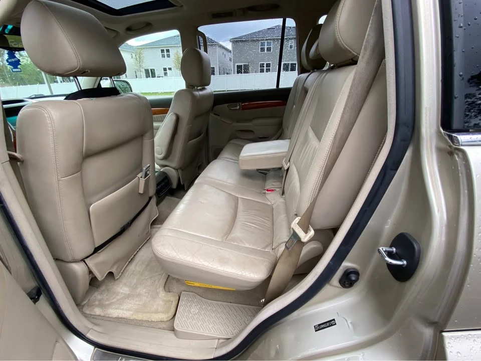 2006 Lexus GX 1st Gen - Image 19 of 20