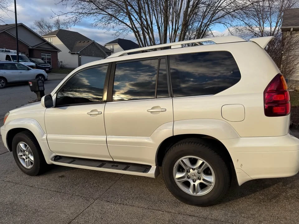 2006 Lexus GX 1st Gen - Image 2 of 14