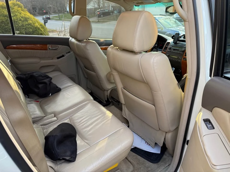 2006 Lexus GX 1st Gen - Image 11 of 14