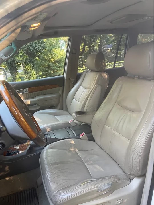 2006 Lexus GX 1st Gen - Image 7 of 10