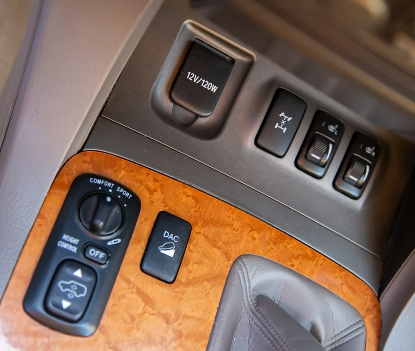 2006 Lexus GX 1st Gen - Image 15 of 19