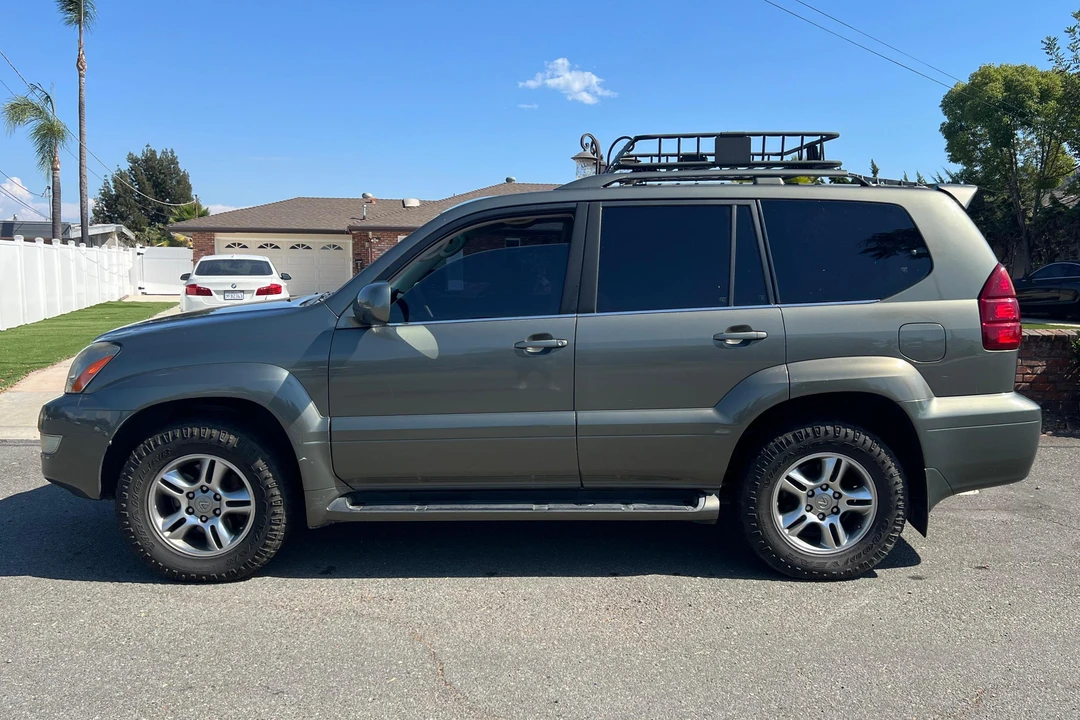 2006 Lexus GX 1st Gen - Image 3 of 31