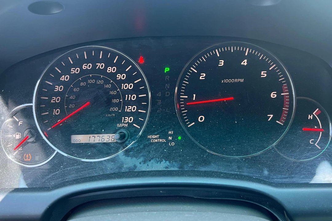 2006 Lexus GX 1st Gen - Image 21 of 31