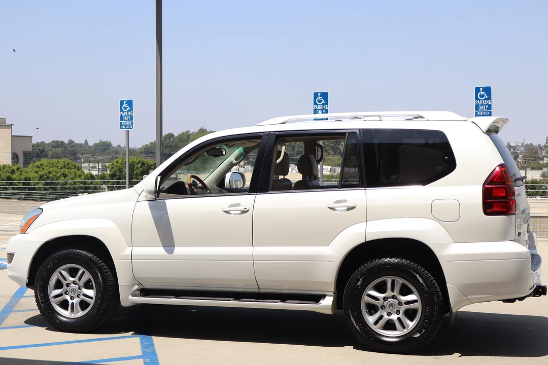 2006 Lexus GX 1st Gen - Image 12 of 31