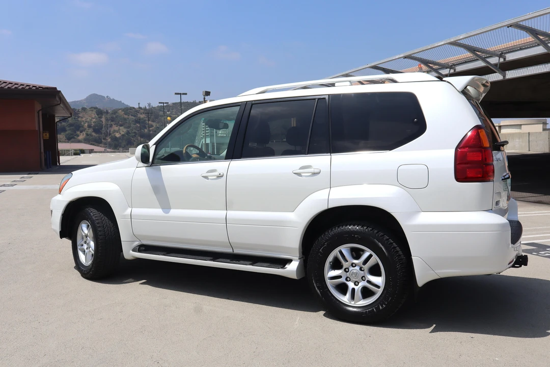 2006 Lexus GX 1st Gen - Image 13 of 31