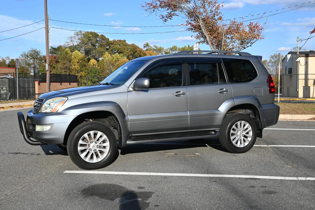 2006 Lexus GX 1st Gen - Image 10 of 31