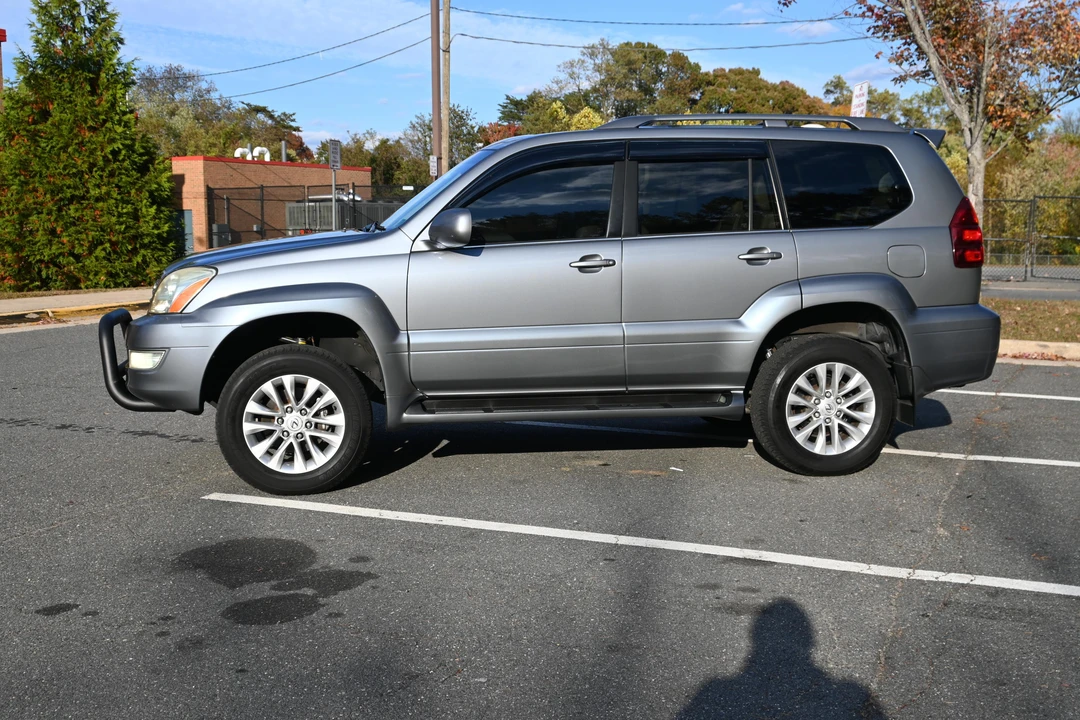 2006 Lexus GX 1st Gen - Image 11 of 31