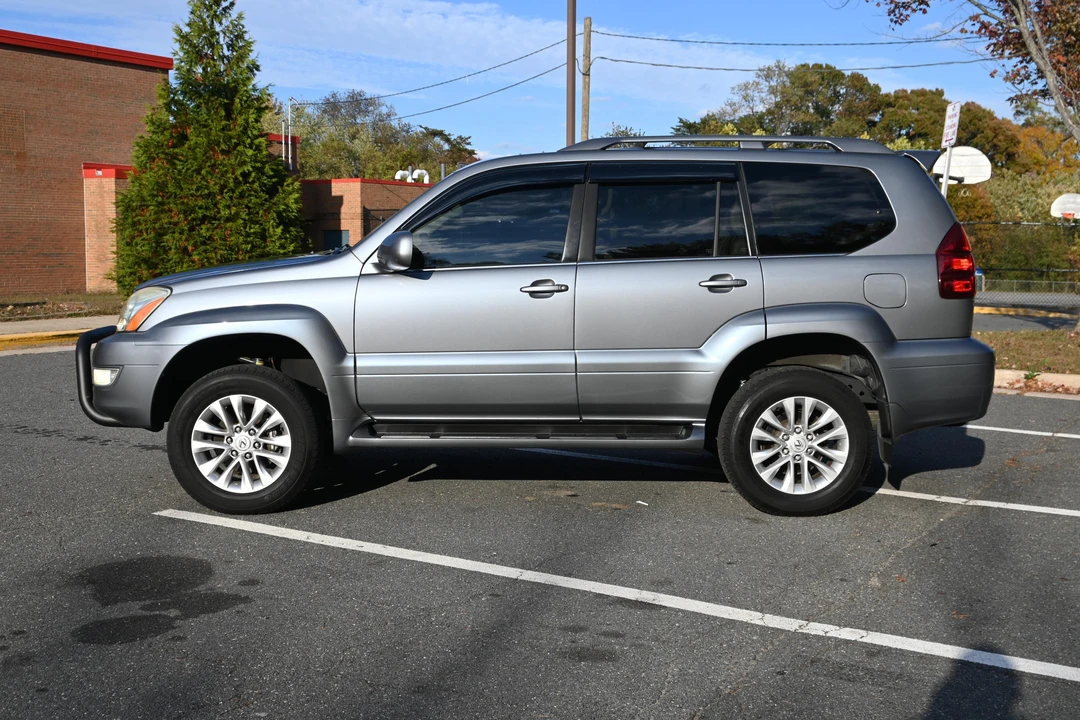 2006 Lexus GX 1st Gen - Image 13 of 31