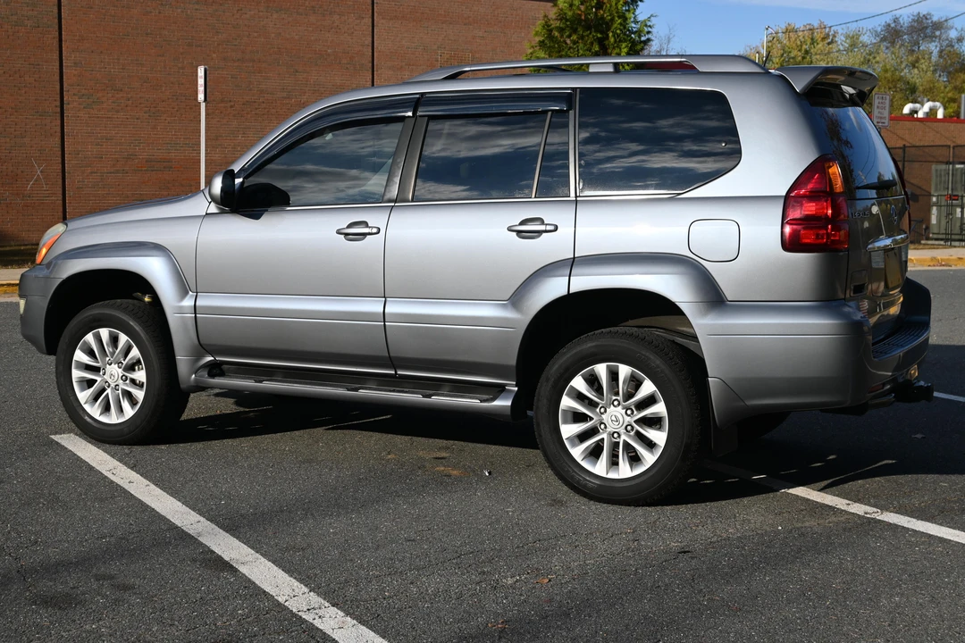 2006 Lexus GX 1st Gen - Image 15 of 31