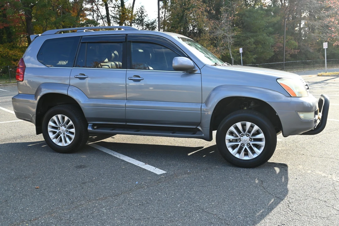 2006 Lexus GX 1st Gen - Image 24 of 31